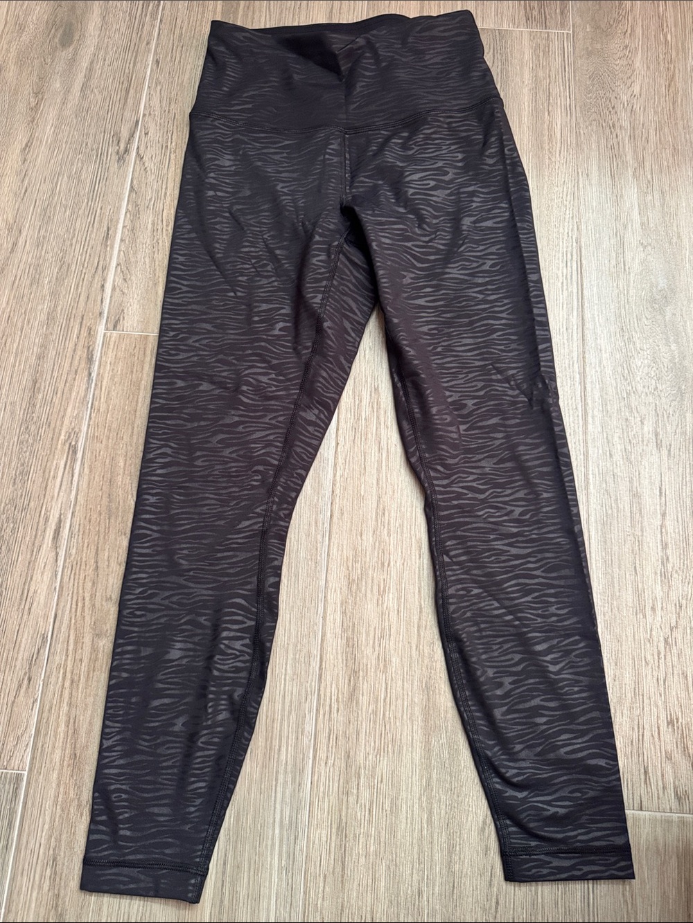 🖤 90 Degree by Reflex Size Small – Black/Grey Zebra Print Leggings